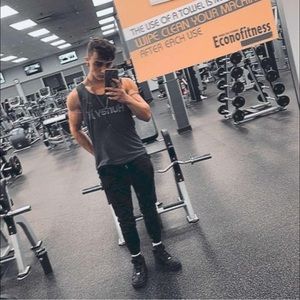 Meet your Posher, Charles-antoine